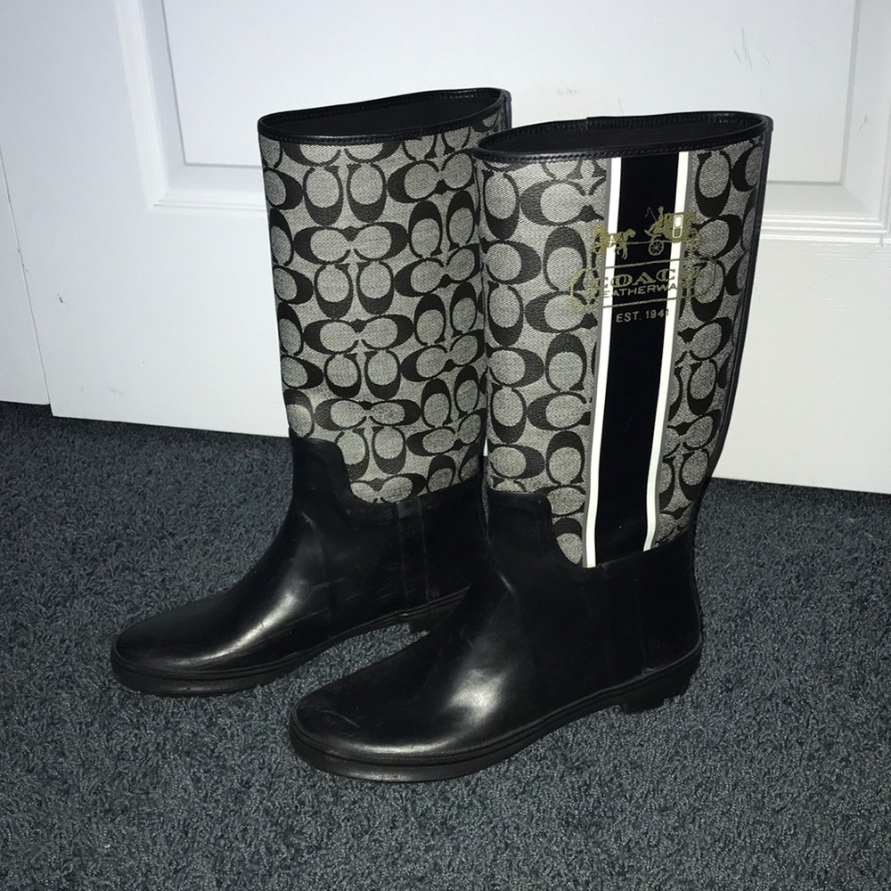 COACH RAIN BOOTS ☔️